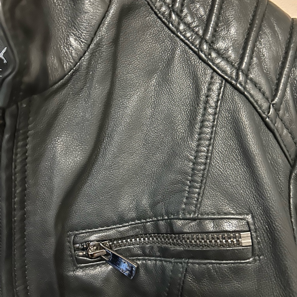 Black Leather Jacket with detachable Hood see pics. Soft leather worn once - Picture 9 of 15